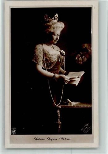 NPG 1506 - Kaiserin beim Buch lesen AK Gute Erhaltung