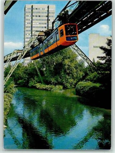 Wuppertal Justizhochhaus Schwebebahn