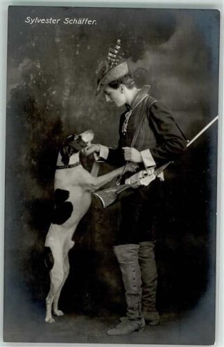 Sylvester Schäffer als Jäger Jagdhund auch als Artist bekannt