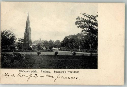 Padang 1906 Michaels plein Denkmal