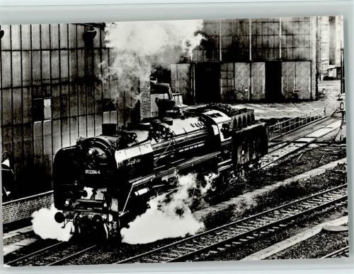 Lok 01 2204-4 in Saalfeld Frühjahr 1980 AK