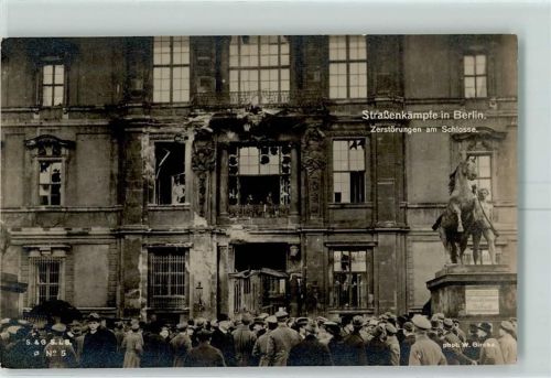 Berlin Mitte 1919 Nr. 5 Zerstörung am Schloss AK