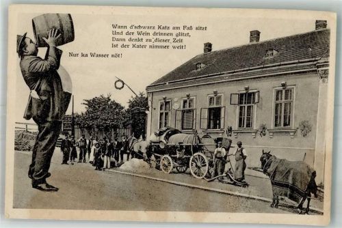 Wien Gasthaus Hegers Weinhaus Dornbach Mann mit Fass