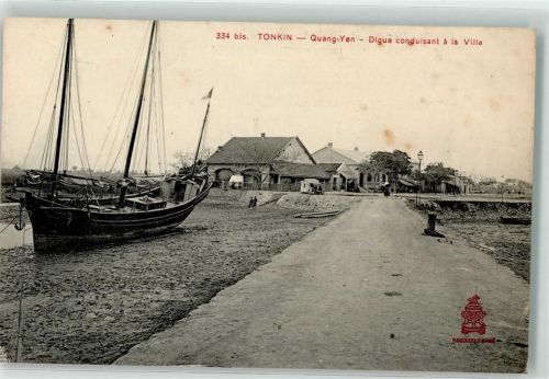 Tonkin Quang Yen der deich schützt die Stadt Segelboot
