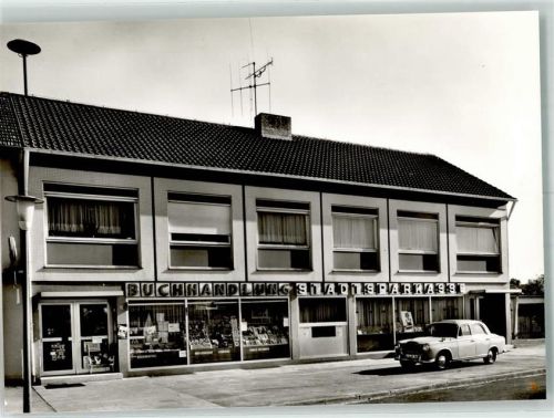 Saarlouis Buchhandlung Stadt Sparkasse Auto Ort lt. Fotograf