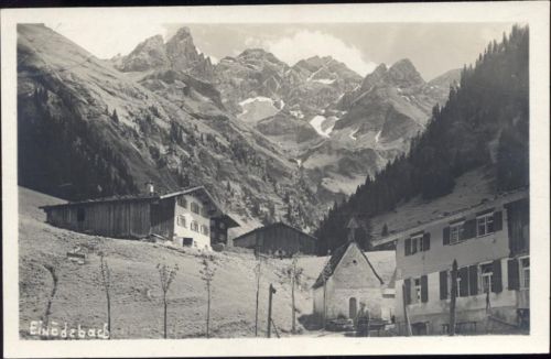 um 1930/40 Einödebach: Berglandschaft mit Häusern und Kapelle,Rauch & Co. AKU1