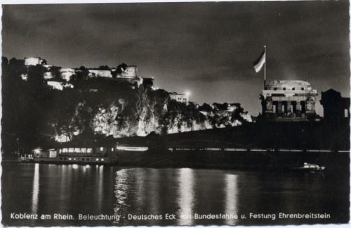 um 1957 Koblenz am Rhein mit Nachtbeleuchtung, gezackter Rand,Albert Nonn AKU1