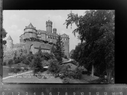 Diez Schloss Schaumburg