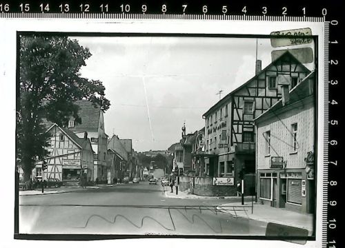 Bergneustadt Kleber auf der Schutzfolie