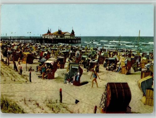 Ahlbeck Strand und Seebrücke Strandkörbe