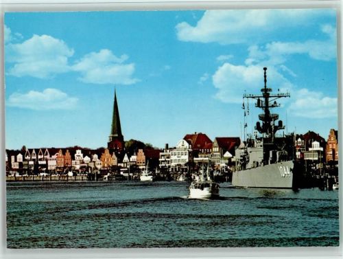 W2401 Travemünde Marinekriegsschiff 1044 vor Anker Kriegsschiff nach 1945