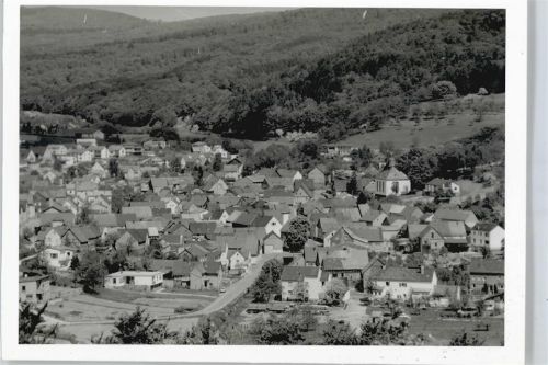 Niedershausen Foto Haus Straße Auto Wald Berg
