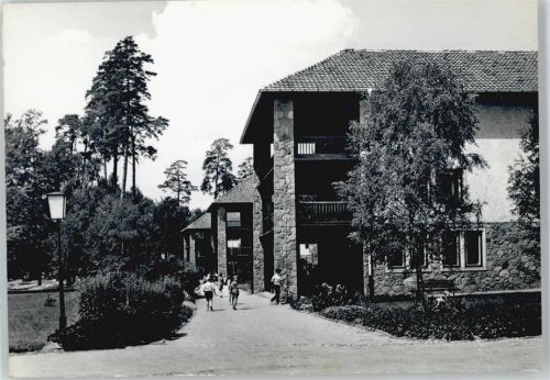 Altenhof Kinder Laterne Baum Haus Balkon