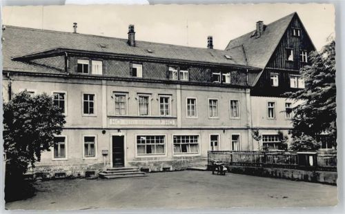 Rechenberg-Bienenmühle Hotel Bienenmühle Motorrad Baum