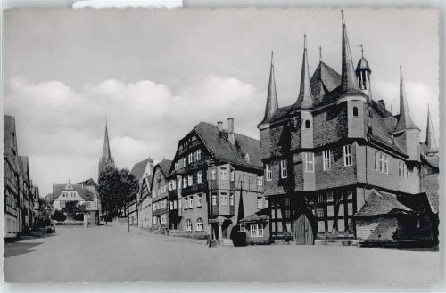 Frankenberg Markt Rathaus Baum