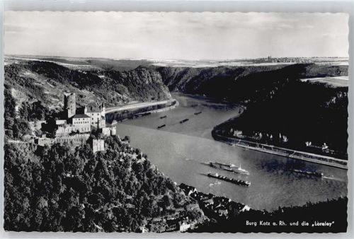 St. Goarshausen Panorama Fluss Schiff Burg Berg