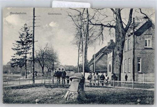 Bordesholm Denkmal Fußgänger