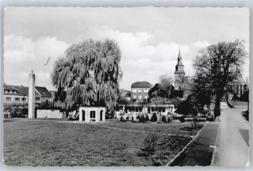 Ratheim Kirche, Ehrenmal