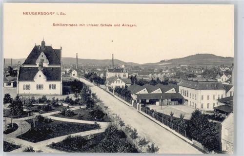 Neugersdorf Schillerstraße, Schule