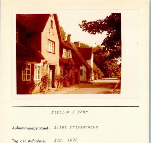 Nieblum Altes Friesenhaus Foto montiert auf Karton