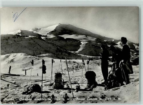 Sestola Monte Cimone Winter Skifahrer