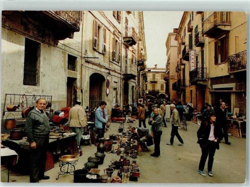 13900 Biella - Angolo carattersitico Marktszene