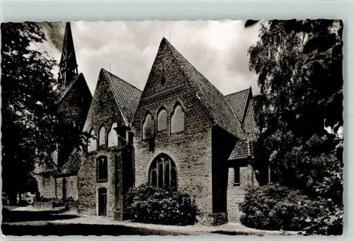 Bruchhausen-Vilsen Evangel. Kirche Rückseite mit Abschürfungen bzw Kleberesten