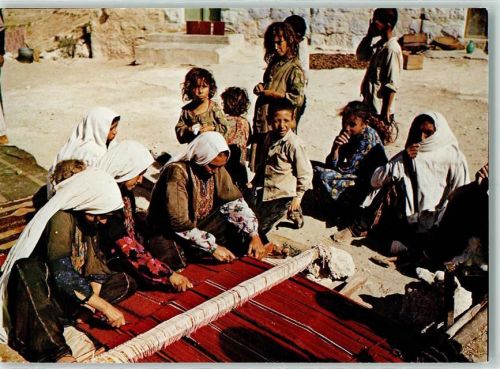 Beduin Women weaving Carpet