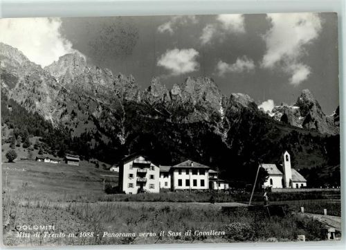 Dolomiten Miss di Trento Panorama verso il Sass die Cavallera