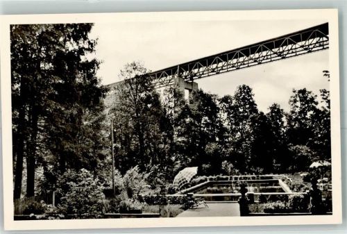 Weyarn l Eisenbahnbrücke Garten Springbrunnen Mühltal