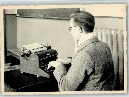 für Blinde - Blindenschrift ca 1955 AK Schreibmaschine Foto AK