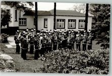 53505 W5486 Kreuzberg , Ahr FOTO KEINE AK Tracht Musikkapelle Ort handschriftlich