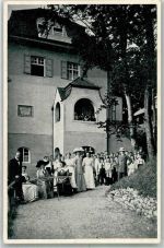 67722 W6752 Winnweiler Foto AK Gruppenbild vor Villa Ort handschriftlich