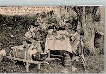 Verlobungsessen gedeckter Tisch