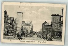 54400 Longwy Foto AK Feldpost WK I 6.Res. Korps Westlicher Kriegsschauplatz Trümmer Uniform