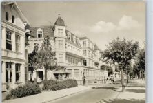 17375 O2111 Ahlbeck - Erholungsheim Straße Baum Fußgänger