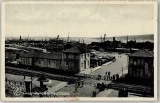 Lisboa Lissabon Gebrauchsspuren Rocha do Conde d`Obidos Hafen Verladekran Dampfer