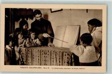 Missions Esquimaudes Le missionaire instruisan ses jeunes chretiens