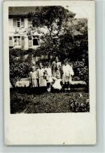 O7000 Leipzig Kommunion Mädchen im Garten Ort durch Stempel Kommunion