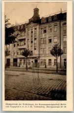 10115 O1130 Lichtenberg Foto AK Mittelgebäude Wohnhäuser der Konsumgenossenschaft