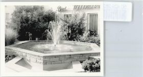 61137 W6369 Büdesheim , Hess - Foto Springbrunnen