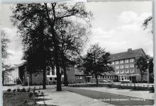 26954 W2890 Nordenham - Hotel, Oldtimer