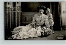 Mutterglück - Verlag Liersch 1941 - sehr gute Erhaltung AK Adel Kronprinzessin Cecilie Foto AK
