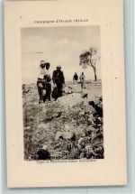 Campagne Orient 1914-18 - Types de Macedoniens faisant leurs prieres Trachten ehem. Jugoslawien