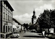95509 W8581 Marktschorgast - Marktplatz Sparkasse Kirche