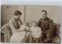 Herzog Ernst August zu Braunschweig und Gemahlin mit beiden Prinzen, Baby Adel
