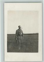 Jäger Förster auf der Wiese Foto ca 1925 AK Jagd
