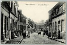 80190 Nesle Foto AK Feldpost WK I Nr. 39 Poststation 1313 La Rue du Hoquet