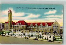 St. Louis Foto AK Bahnhof Auto Showing Plaza and foundtains
