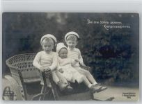Drei Söhne des Kronprinzenpaares 1910 AK Adel Kronprinzenpaar